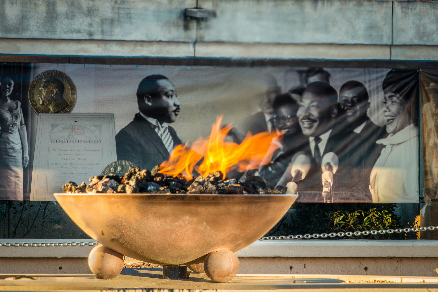 Eternal Flame at Martin Luther King National Historic Site (©2013, James Duckworth, Courtesy of ACVB & AtlantaPhotos.com)